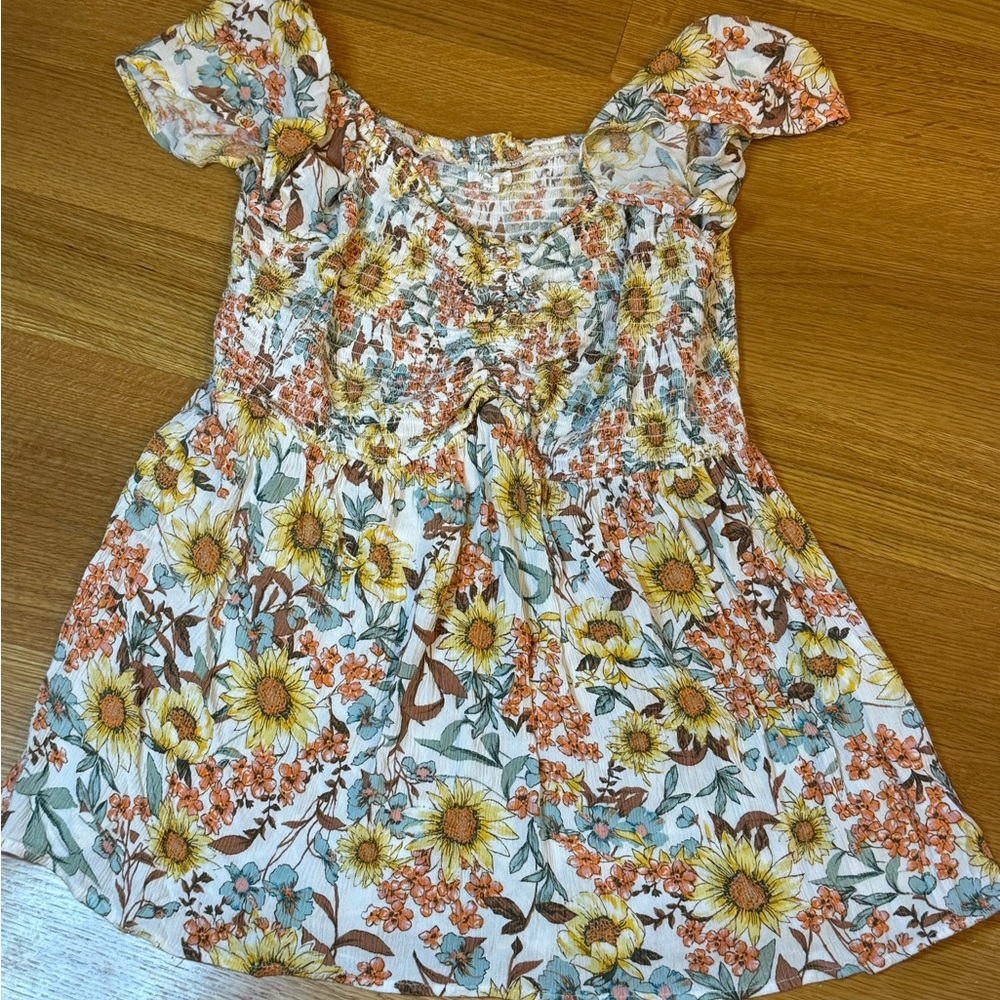 Maurice’s Floral Sunflower Print Top Size OX